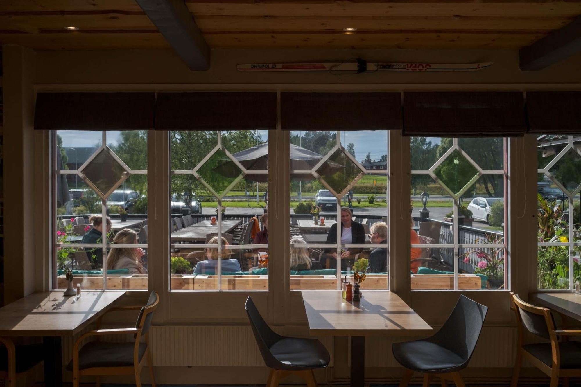 Jaemtkrogen Hotell Bräcke Eksteriør billede